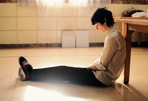 伤感没人疼的网名